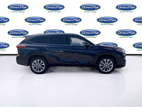 Used 2020 Toyota Highlander Limited image 8