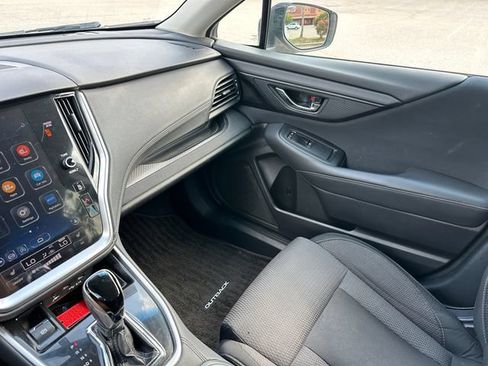 Used 2020 Subaru Outback Premium AWD/4WD image 29
