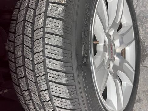 Used 2015 GMC Sierra 1500 SLT w/ Suspension Package, Off-Road image 18