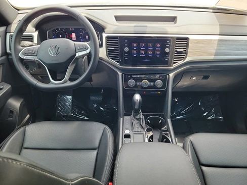 Used 2023 Volkswagen Atlas Cross Sport SE w/ Black Wheel Package FWD image 2
