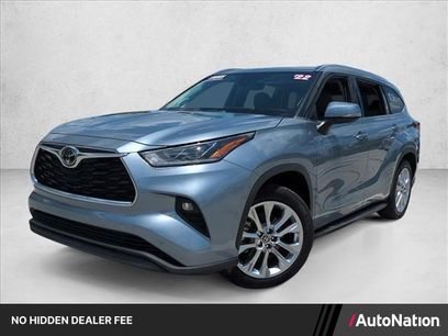 Used 2022 Toyota Highlander Limited