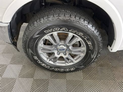 Used 2018 Ford F150 Lariat AWD/4WD image 26