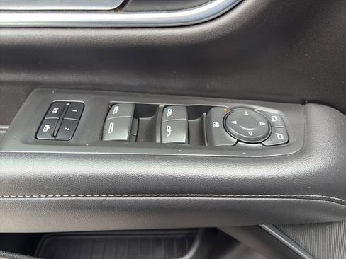 Used 2021 Chevrolet Suburban Z71 w/ Rear Media and Nav Package image 20