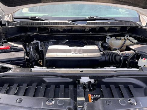 Used 2020 Chevrolet Silverado 1500 LT w/ Convenience Package image 10