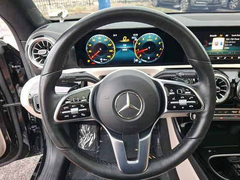 Used 2023 Mercedes-Benz CLA 250 4MATIC image 19