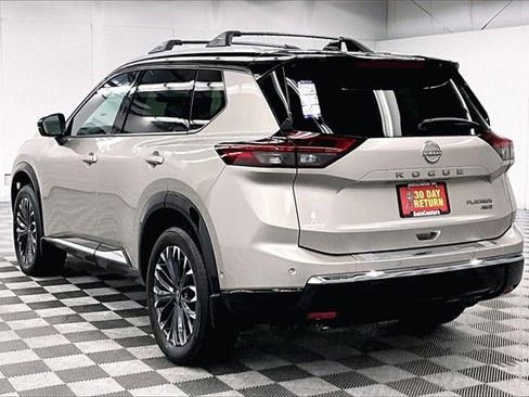 New 2026 Nissan Rogue Platinum image 3