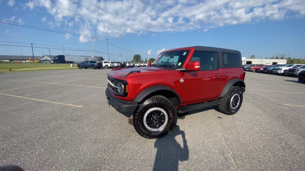 Used 2022 Ford Bronco Outer Banks w/ Sasquatch Package AWD/4WD image 4
