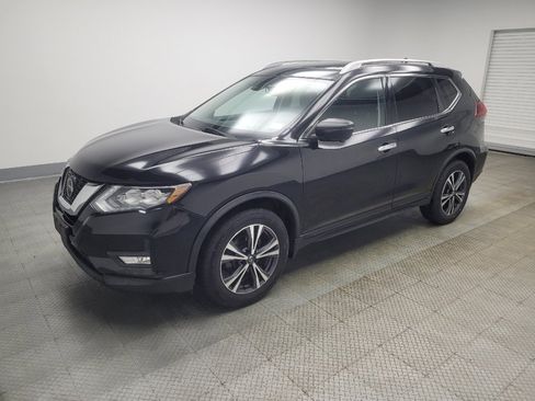 Used 2018 Nissan Rogue SL w/ Premium Package image 2