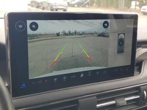 Certified 2023 Lincoln Corsair Reserve w/ Equipment Group 201A AWD/4WD image 17