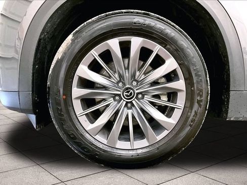 Used 2025 MAZDA CX-90 Plug-In Hybrid w/ Preferred AWD/4WD image 8