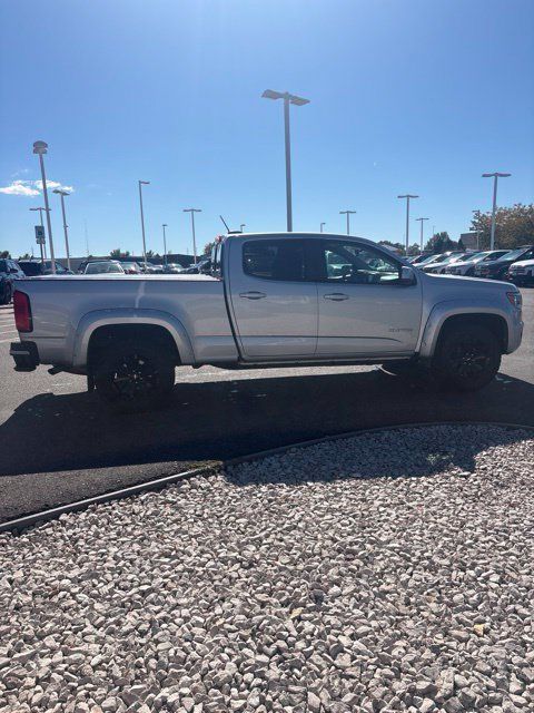 Used 2018 Chevrolet Colorado Z71 AWD/4WD image 2