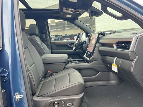 New 2026 GMC Yukon XL Denali w/ Sun & Power Step Package RWD image 34