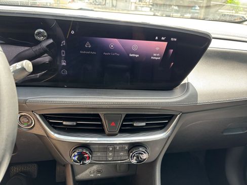 Used 2025 Buick Encore GX Preferred FWD image 17