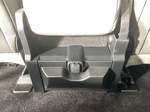 Used 2016 Ford F150 XLT w/ Equipment Group 302A Luxury image 24