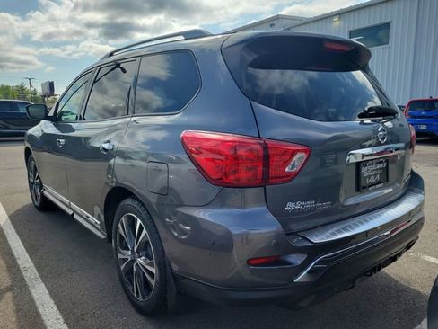 Used 2020 Nissan Pathfinder Platinum w/ Cargo Package image 3