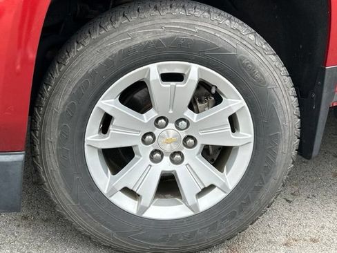 Used 2016 Chevrolet Colorado LT AWD/4WD image 14