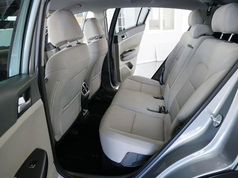 Used 2019 Kia Sportage LX image 13