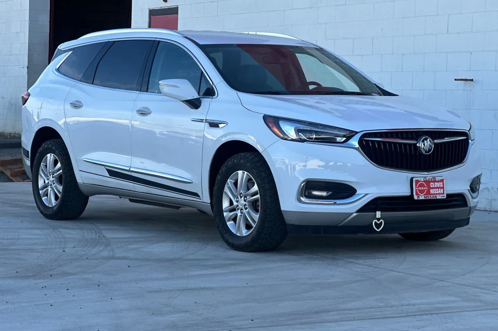 Used 2021 Buick Enclave Essence FWD image 10