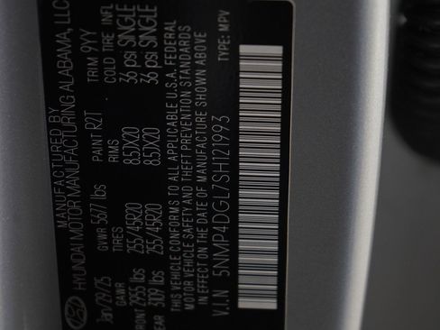 Used 2025 Hyundai Santa Fe Limited image 31