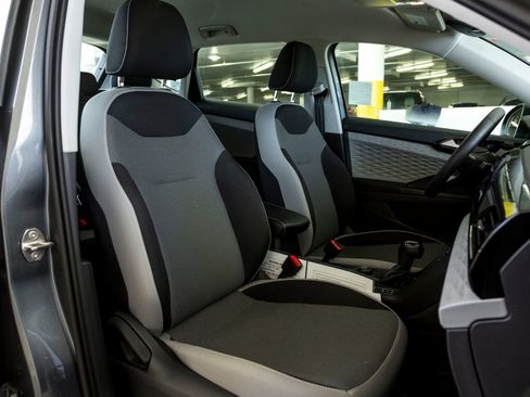 Used 2023 Volkswagen Taos S image 30