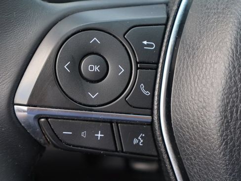 Certified 2018 Toyota Camry XSE FWD image 18