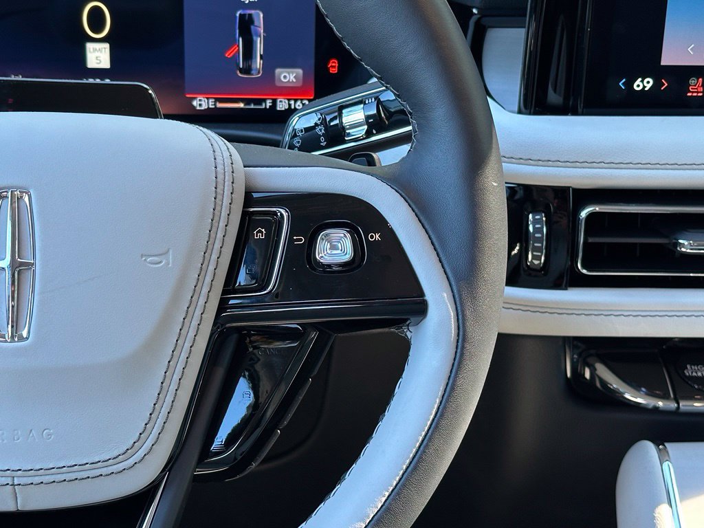 New 2027 Lincoln Aviator Reserve AWD/4WD image 10