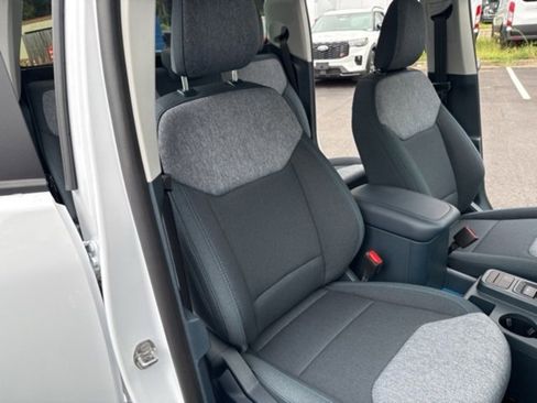 New 2025 Ford Maverick XLT image 22