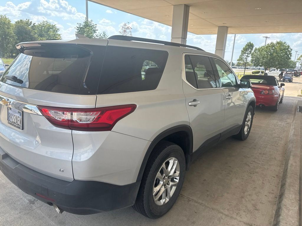 Used 2019 Chevrolet Traverse LT FWD image 6