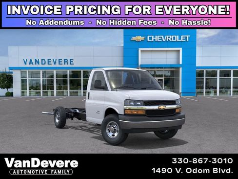 New 2026 Chevrolet Express 3500 w/ Power Convenience Package RWD image 1