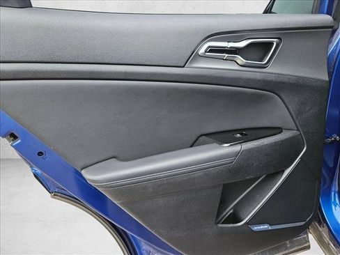 Used 2023 Kia Sportage SX image 20