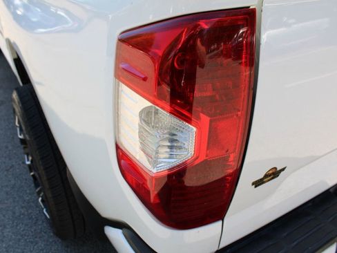 Used 2017 Toyota Tundra Limited image 10