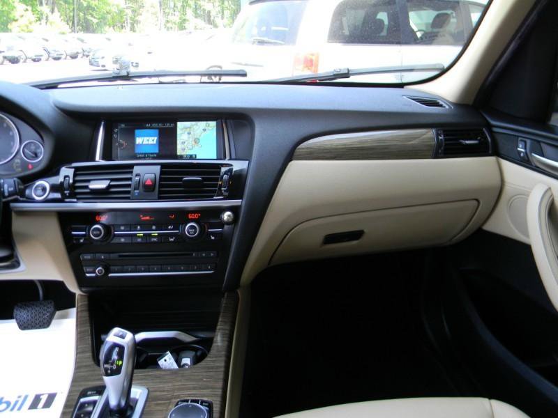 Used 2017 BMW X3 xDrive28i AWD/4WD image 18