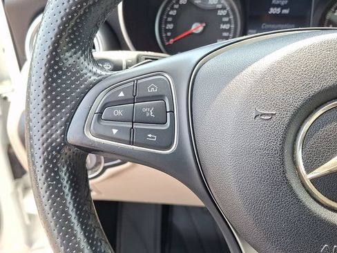 Used 2017 Mercedes-Benz GLC 300 image 16