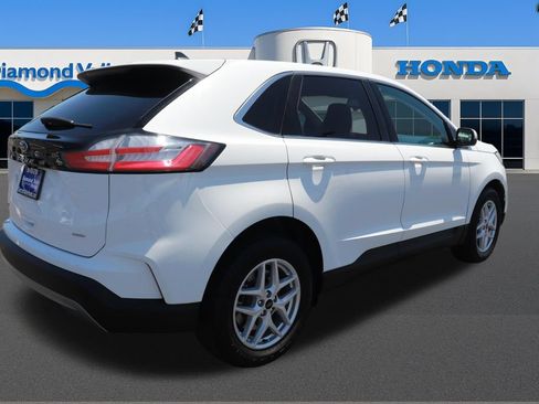 Used 2024 Ford Edge SEL AWD/4WD image 6