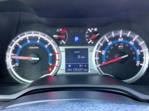Used 2015 Toyota 4Runner Limited AWD/4WD image 26