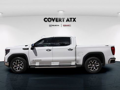 Used 2023 GMC Sierra 1500 SLT w/ SLT Premium Package AWD/4WD image 4