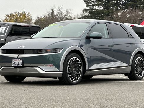 Used 2024 Hyundai Ioniq 5 Limited image 8