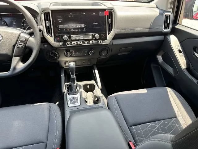 New 2026 Nissan Frontier SV w/ Tow Package AWD/4WD image 28