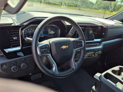 Used 2025 Chevrolet Silverado 1500 LT image 49