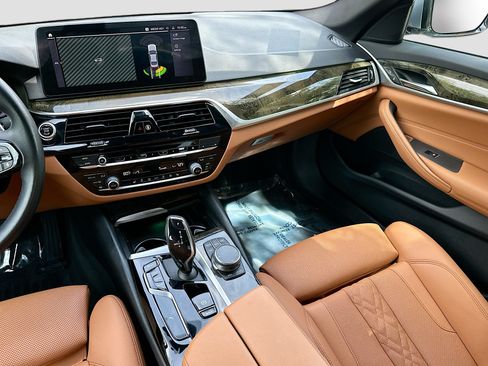 Certified 2023 BMW 540i w/ Convenience Package RWD image 22