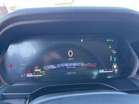 Used 2024 Jeep Grand Cherokee Limited 4xe image 12