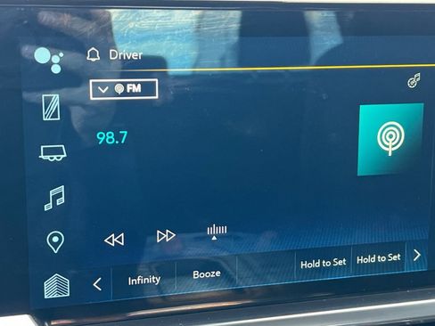 Used 2022 Chevrolet Silverado 1500 LT Trail Boss image 14