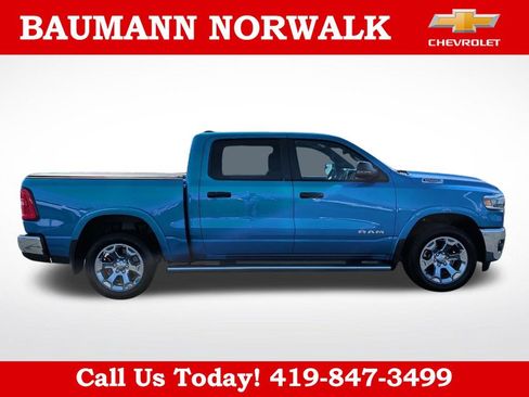 Used 2025 RAM 1500 Big Horn AWD/4WD image 6