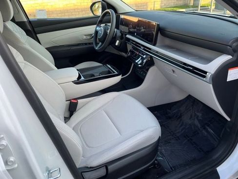 New 2026 Hyundai Tucson Blue SE image 34