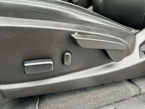 Used 2022 Chevrolet Colorado ZR2 AWD/4WD image 19