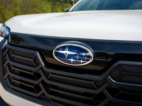 New 2026 Subaru Outback Limited AWD/4WD image 13