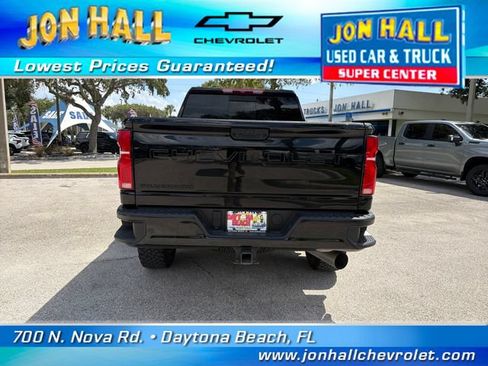 Used 2025 Chevrolet Silverado 2500 LT w/ Trail Boss Package AWD/4WD image 9