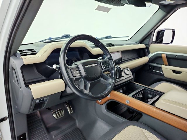 Used 2022 Land Rover Defender 110 X-Dynamic HSE AWD/4WD image 20
