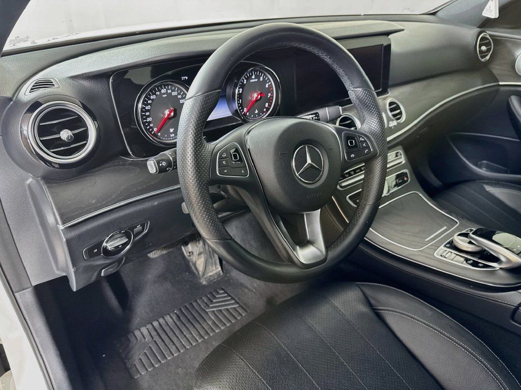 Used 2018 Mercedes-Benz E 300 image 9