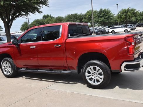 Used 2025 Chevrolet Silverado 1500 LTZ AWD/4WD image 11